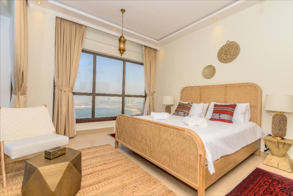 The Premium Jbr Sea View Luxury Suite Awarded "Traveller Award 2025" Ντουμπάι Εξωτερικό φωτογραφία